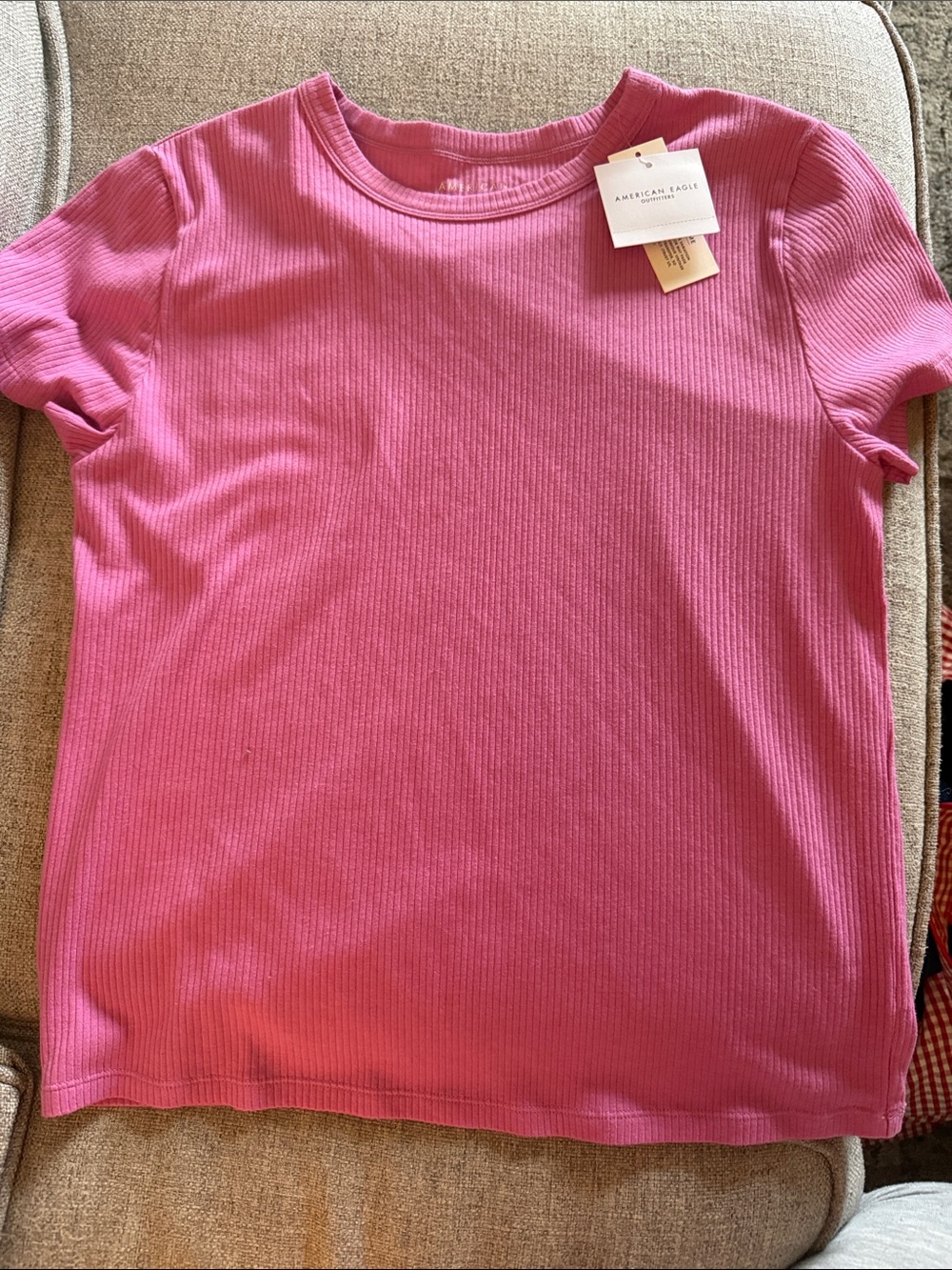 American Eagle Outfitters Women’s Bright Pink Ribbed Short Sleeve Tee NWT